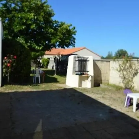 Charmante Renovee Avec Grand Jardin Clos, Veranda, 3 Chambres, Proche De La Et Des Activites - Fr-1-324-503 Saint-Gilles-Croix-de-Vie
